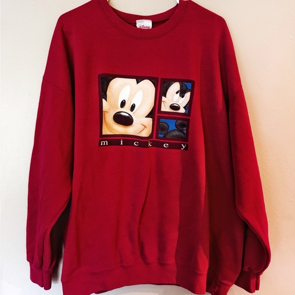 Vintage 90s Disney Mickey Mouse red crewneck sweatshirt - Picture 1 of 5